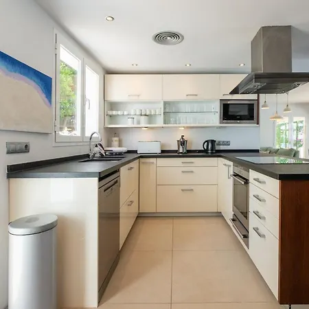 Amarantos Санта-Эулалия-дель-Рио