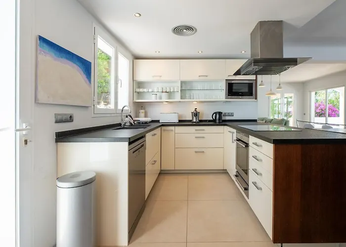 Amarantos Santa Eularia des Riu