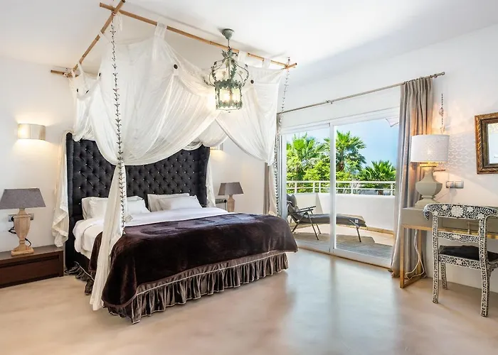 Amarantos Santa Eulària des Riu